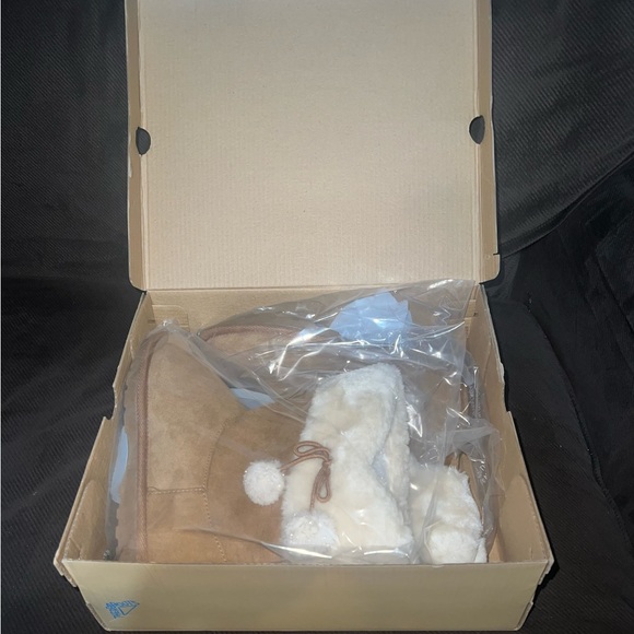 Thereabouts Girls Winter Boots (Size 5) - Picture 6 of 8